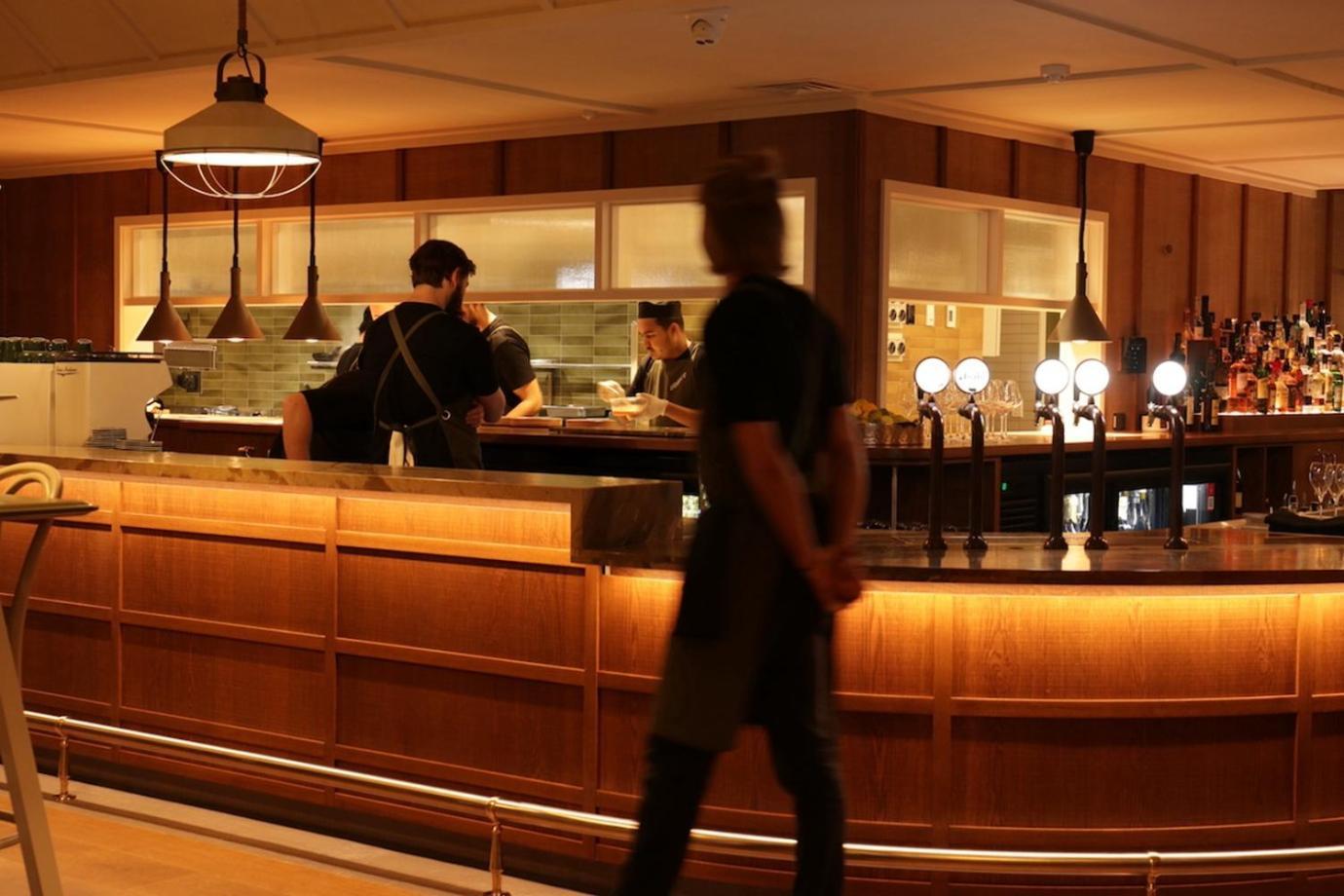 ซันคอร์ตโฮเต็ลแอนด์คอนเฟอเรนซ์เซ็นเตอร์ Hotel เทาโป ภายนอก รูปภาพ